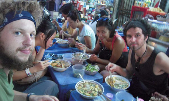 Hanoi Pho noodles - Another point of view.